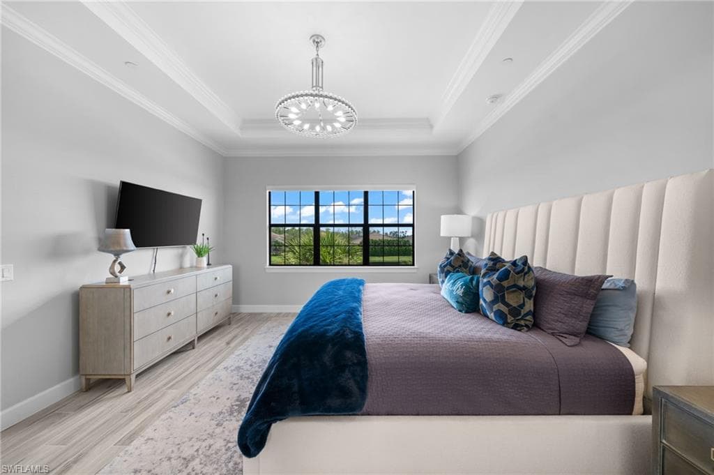 9673 Montelanico Loop 202, Naples, FL 34119-26
