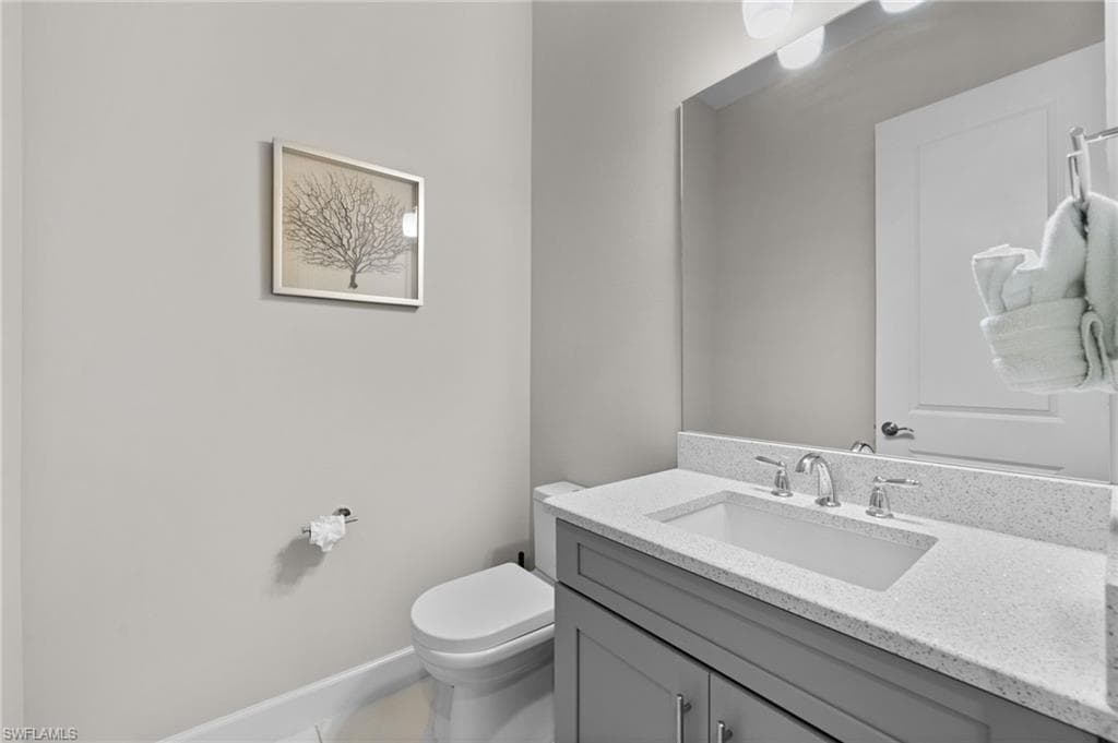 9673 Montelanico Loop 202, Naples, FL 34119-32