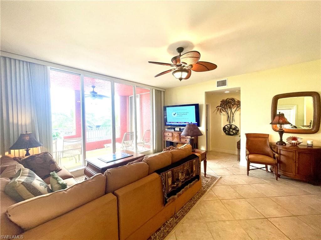 451 Bayfront Pl 5311, Naples, FL 34102-9