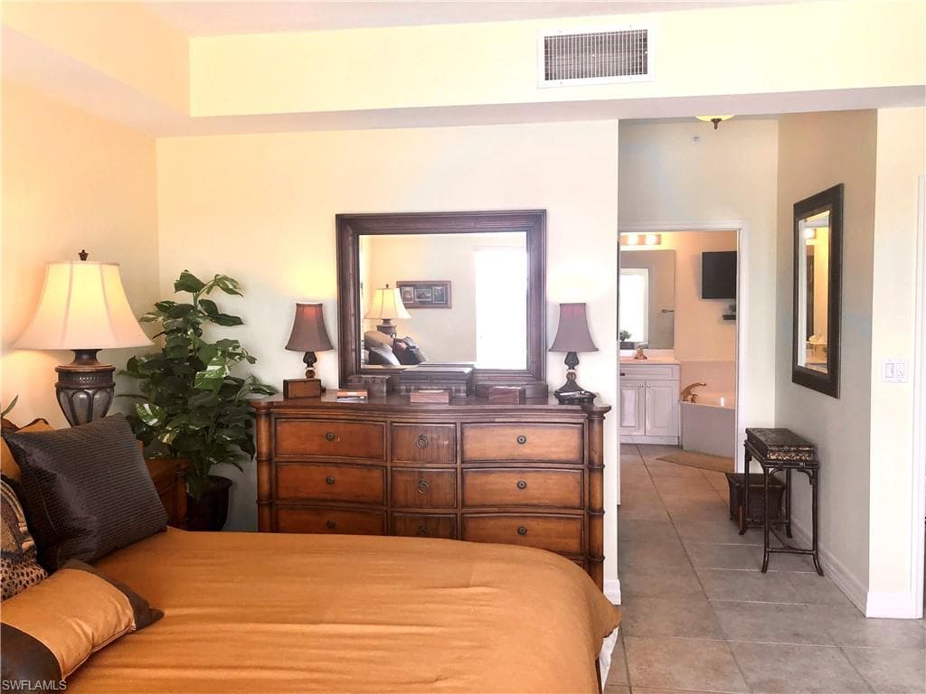 451 Bayfront Pl 5311, Naples, FL 34102-29