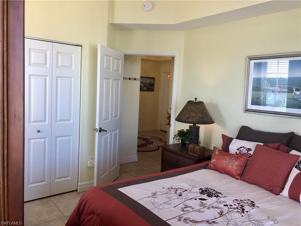 451 Bayfront Pl 5311, Naples, FL 34102-36