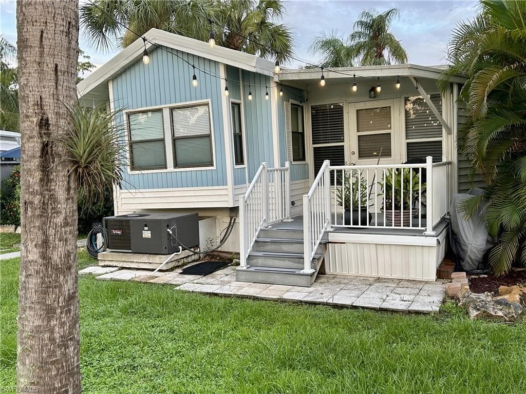 10836 Ani Cir, Estero, FL 33928-24