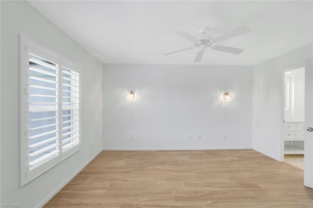 3055 Riviera Dr 306, Naples, FL 34103-17