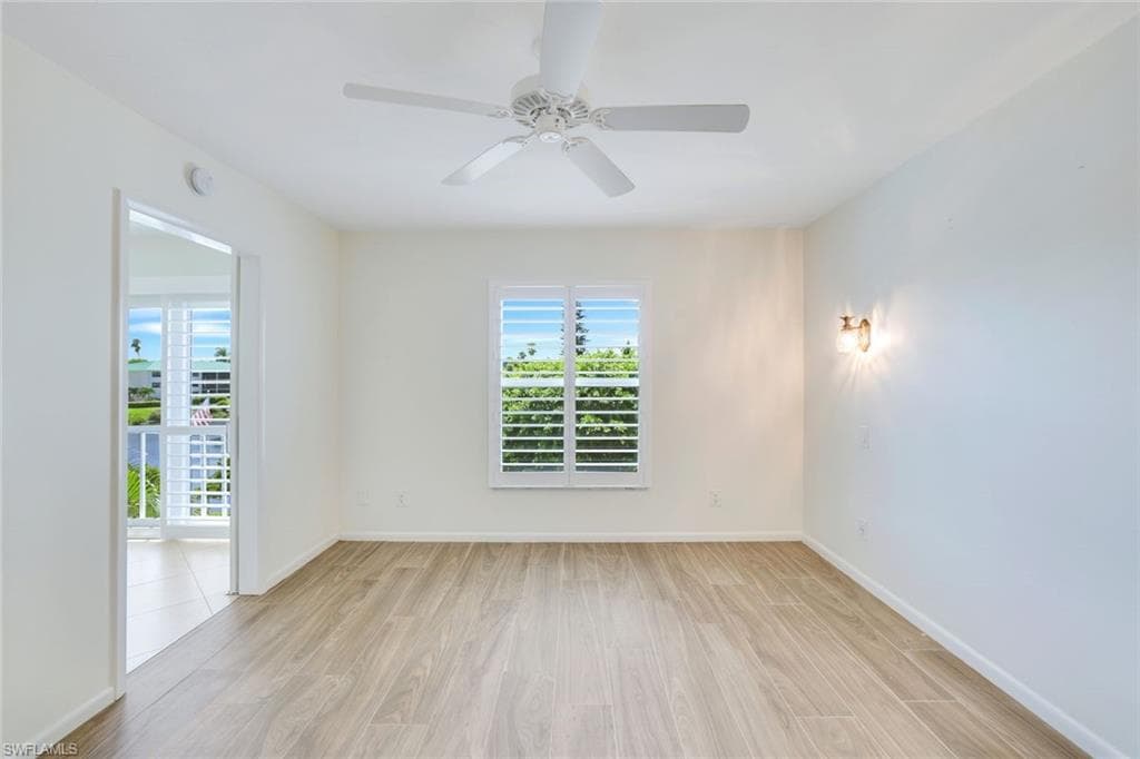 3055 Riviera Dr 306, Naples, FL 34103-19
