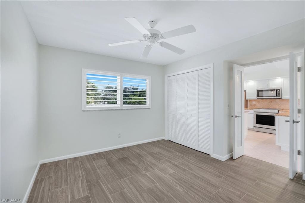 3055 Riviera Dr 306, Naples, FL 34103-25