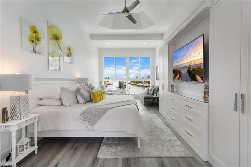 190 Post Ct, Marco Island, FL 34145-17