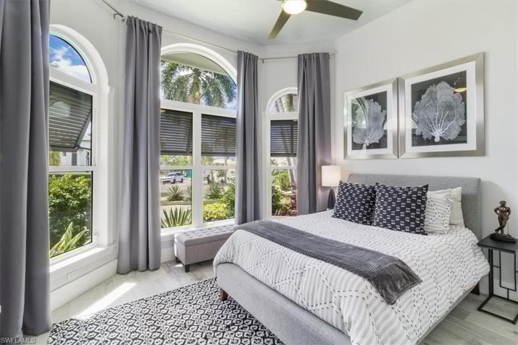 190 Post Ct, Marco Island, FL 34145-23