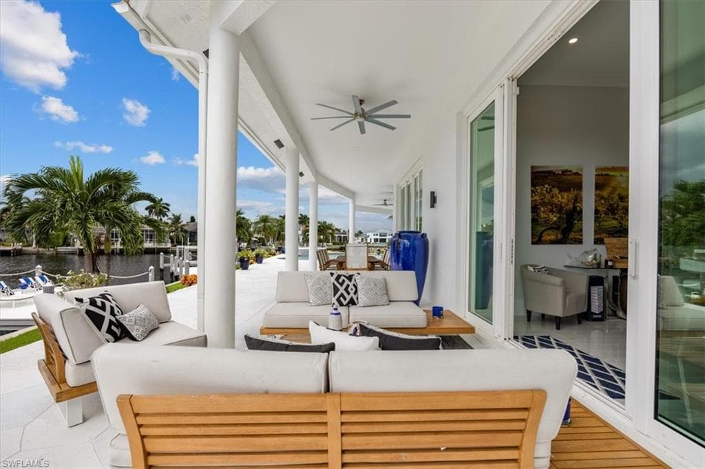190 Post Ct, Marco Island, FL 34145-25