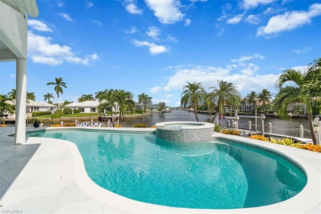 190 Post Ct, Marco Island, FL 34145-27