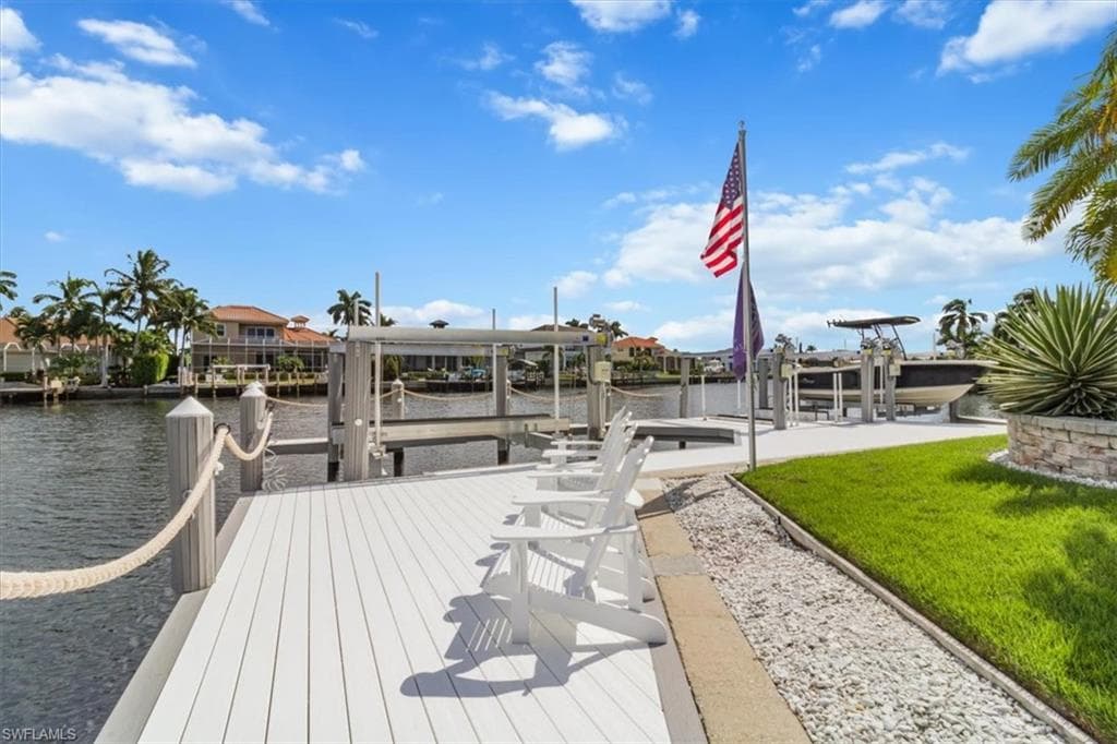 190 Post Ct, Marco Island, FL 34145-28