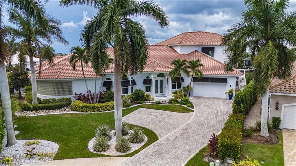 190 Post Ct, Marco Island, FL 34145-3
