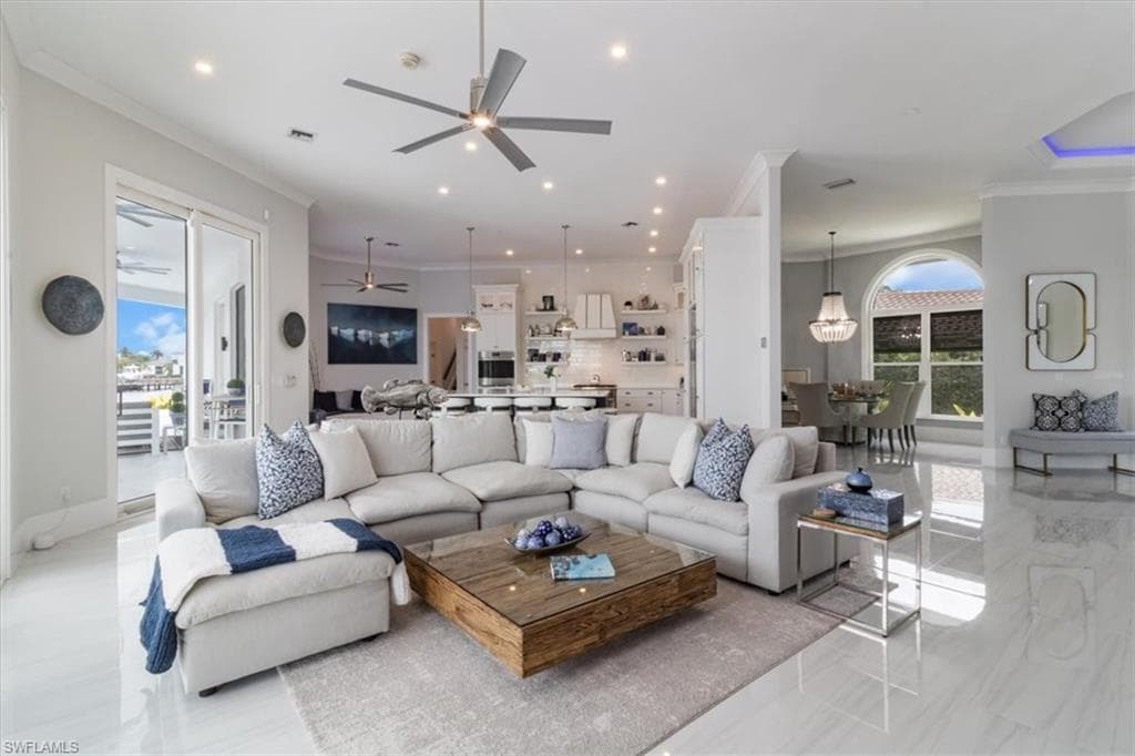 190 Post Ct, Marco Island, FL 34145-6