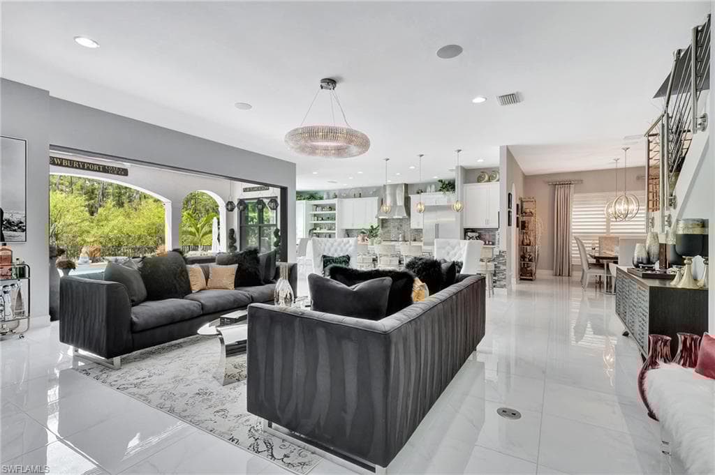 14690 Reserve Pl, Naples, FL 34109-13