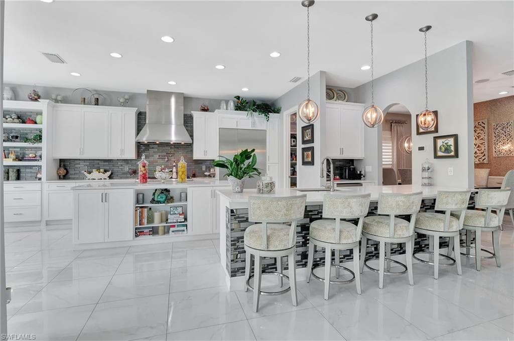 14690 Reserve Pl, Naples, FL 34109-17