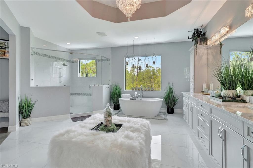 14690 Reserve Pl, Naples, FL 34109-44