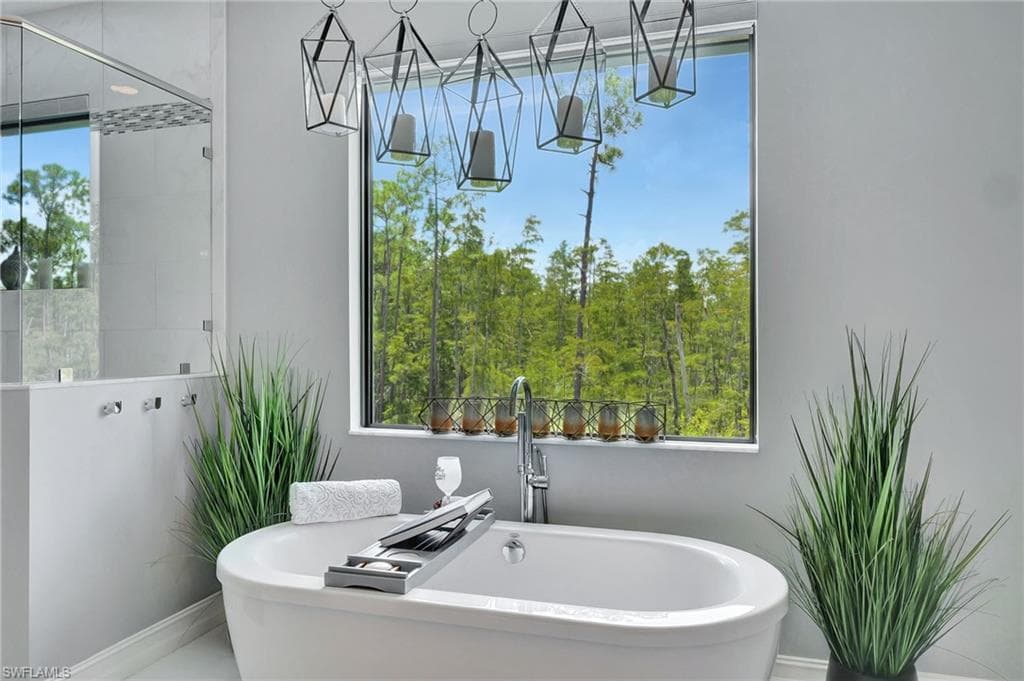 14690 Reserve Pl, Naples, FL 34109-45