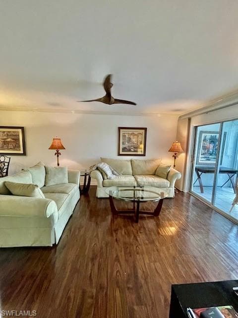 37 High Point Cir E 209, Naples, FL 34103-4