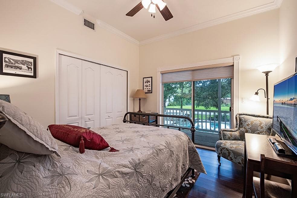 5070 Palmetto Woods Dr, Naples, FL 34119-19