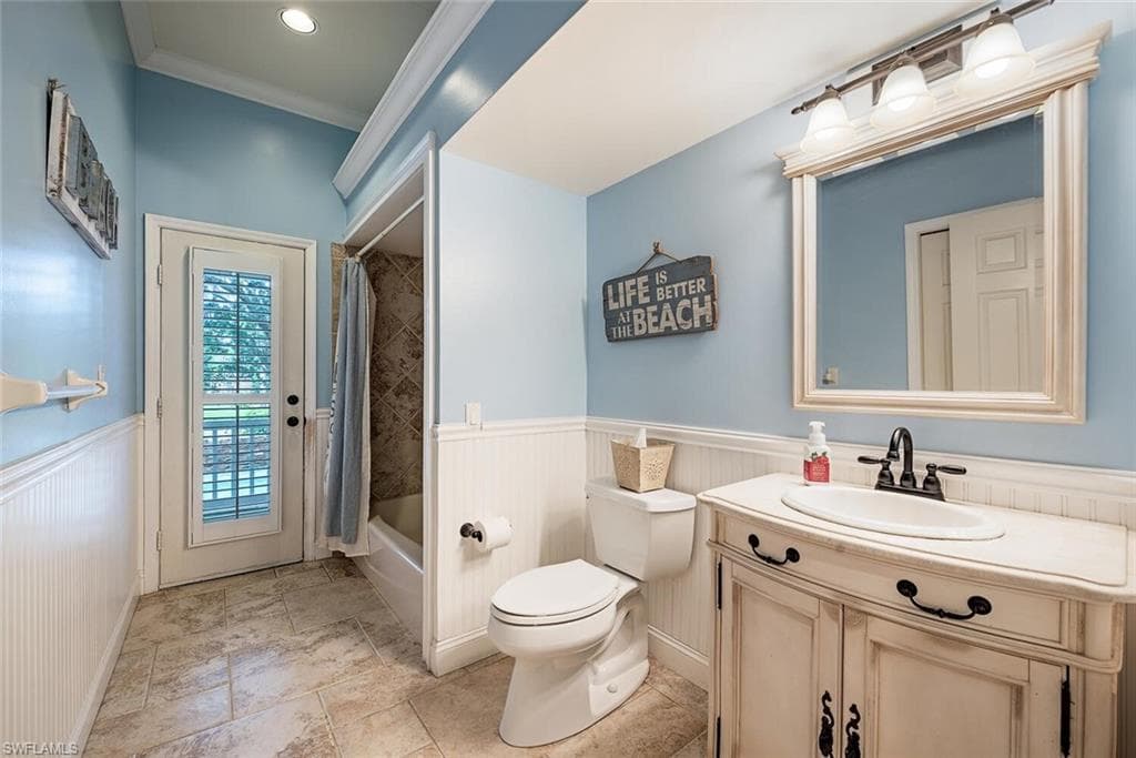 5070 Palmetto Woods Dr, Naples, FL 34119-20
