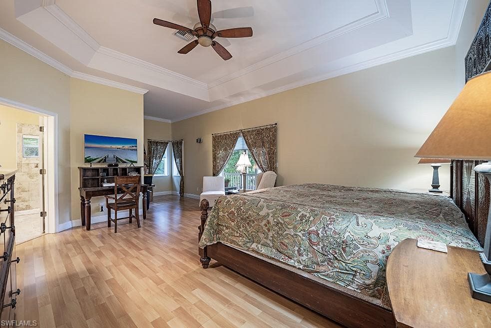 5070 Palmetto Woods Dr, Naples, FL 34119-25