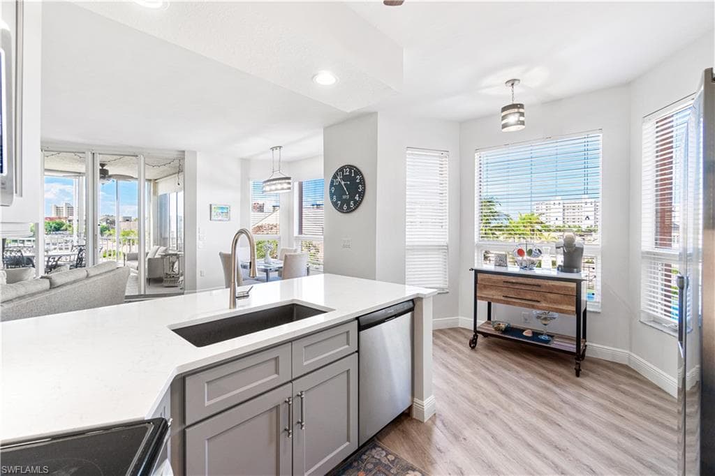 150 Lenell Rd 304, Fort Myers Beach, FL 33931-8