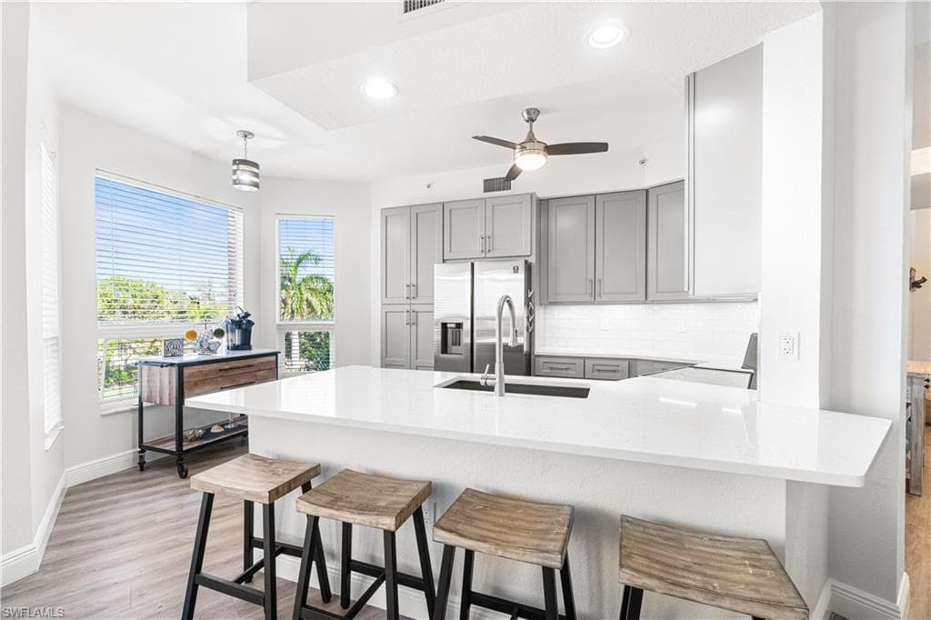 150 Lenell Rd 304, Fort Myers Beach, FL 33931-2