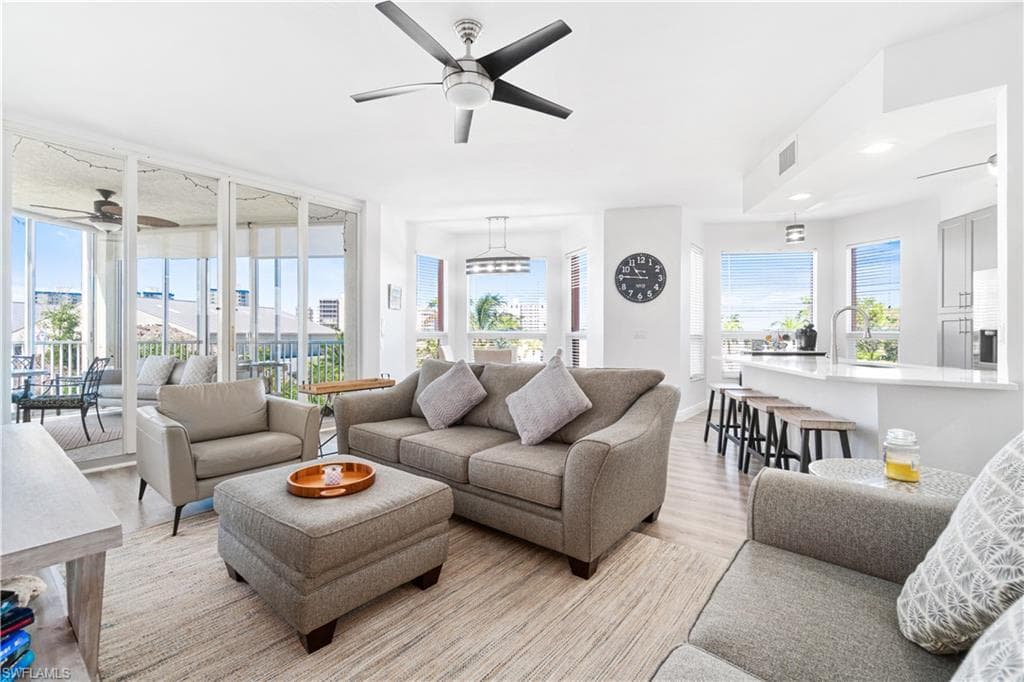 150 Lenell Rd 304, Fort Myers Beach, FL 33931-3