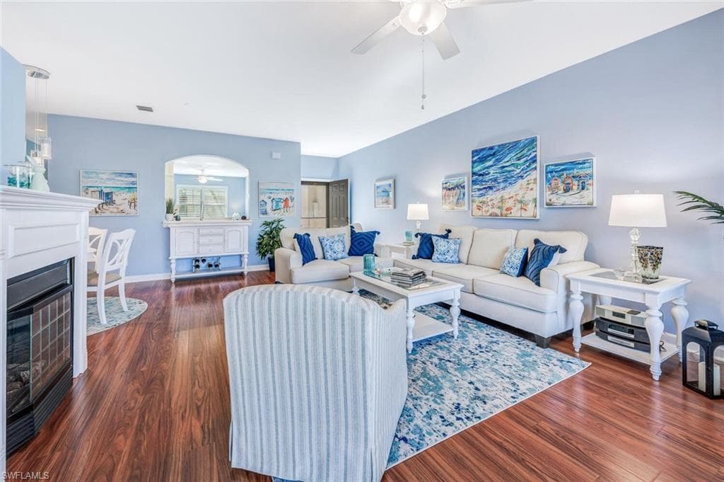 5677 Heron Ln 103, Naples, FL 34110-3