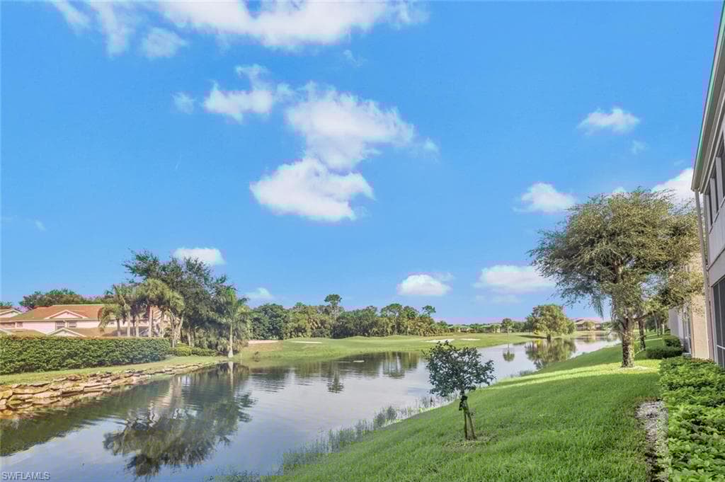 5677 Heron Ln 103, Naples, FL 34110-6