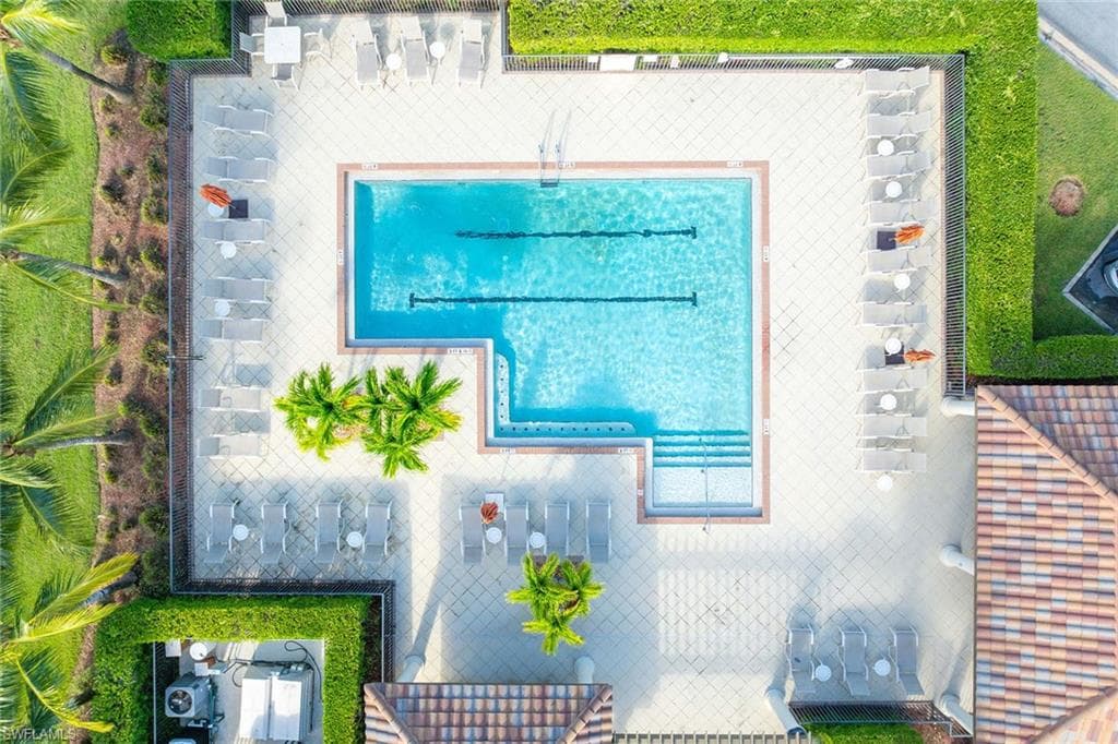9815 Giaveno Ct 1215, Naples, FL 34113-33
