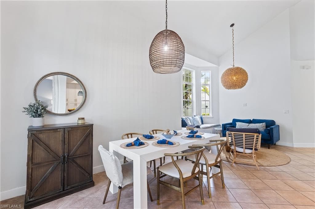14927 Sterling Oaks Dr, Naples, FL 34110-9