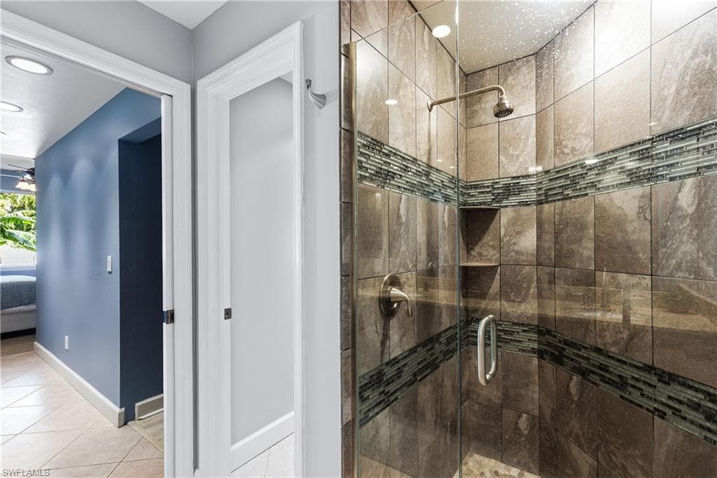 14927 Sterling Oaks Dr, Naples, FL 34110-13