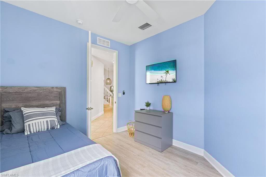 14927 Sterling Oaks Dr, Naples, FL 34110-23
