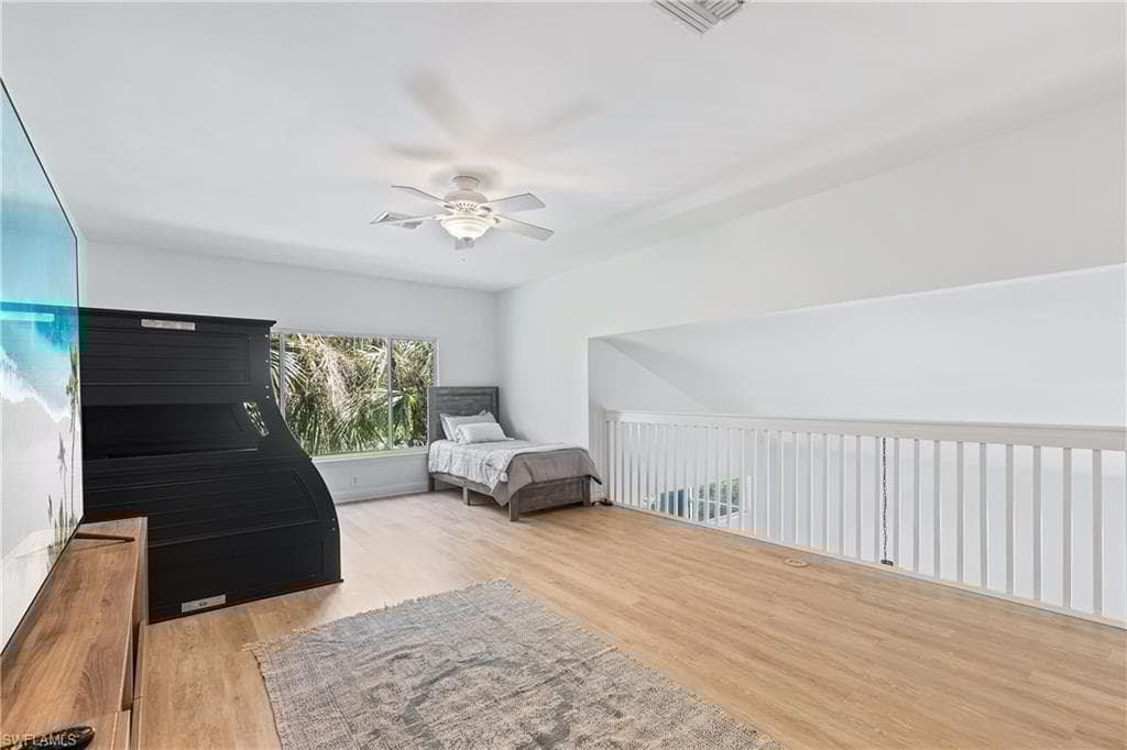14927 Sterling Oaks Dr, Naples, FL 34110-24