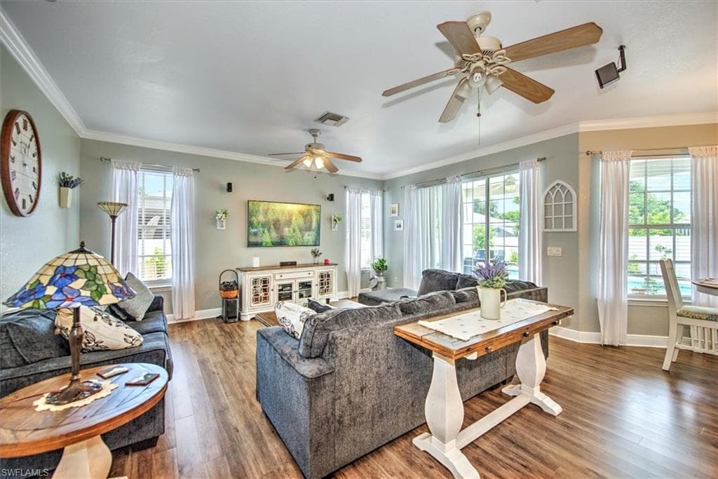2117 14th Pl, Cape Coral, FL 33991-18