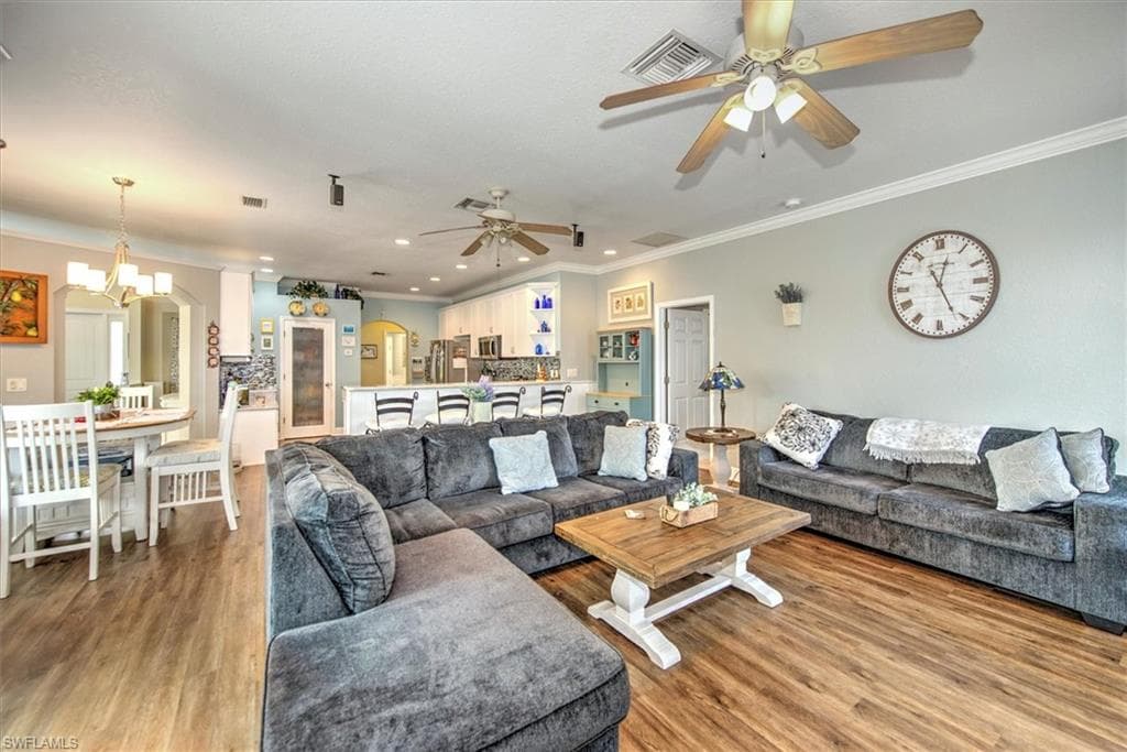 2117 14th Pl, Cape Coral, FL 33991-19