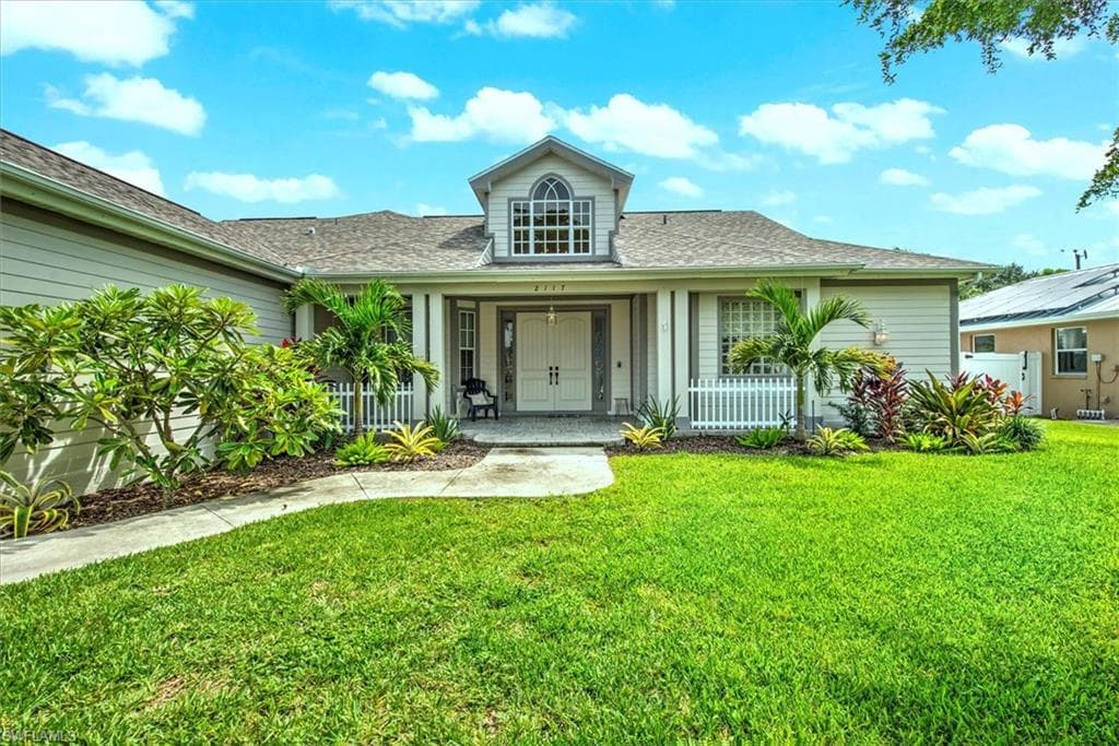2117 14th Pl, Cape Coral, FL 33991-3