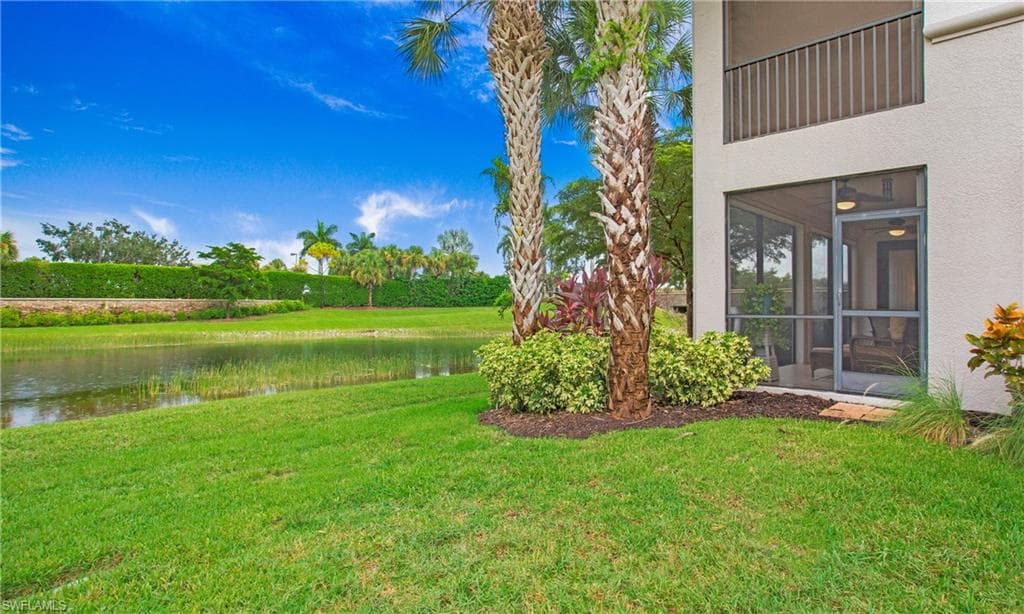 8723 Coastline Ct 101, Naples, FL 34120-29