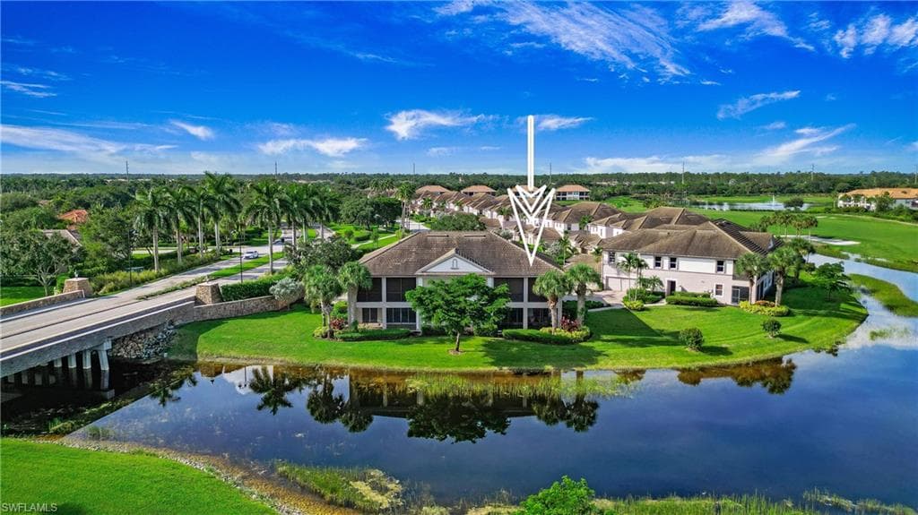 8723 Coastline Ct 101, Naples, FL 34120-34