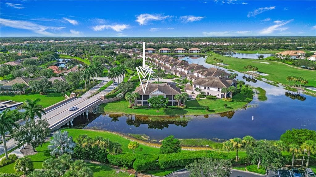 8723 Coastline Ct 101, Naples, FL 34120-35