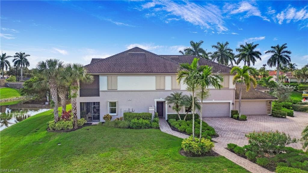 8723 Coastline Ct 101, Naples, FL 34120-36
