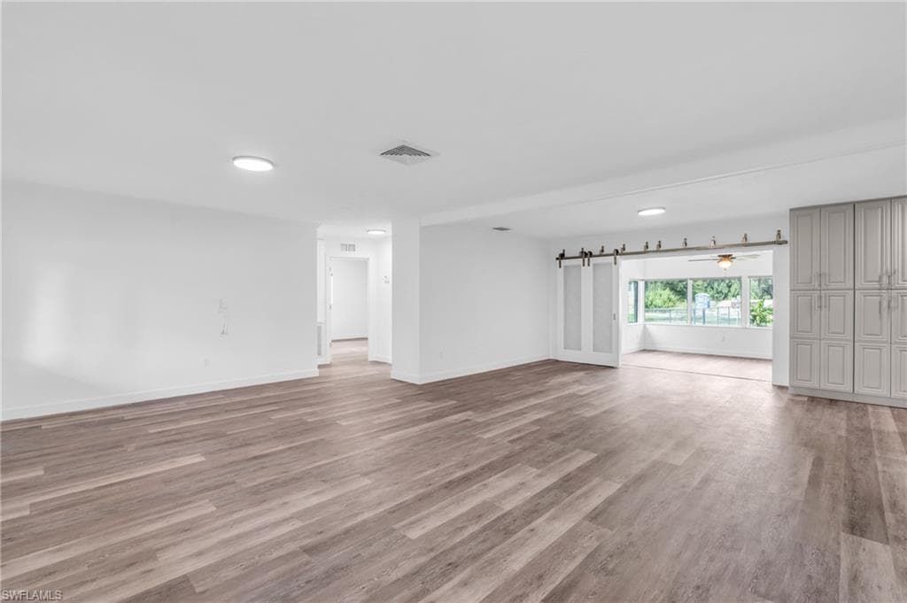 55 Aqua Ln, North Fort Myers, FL 33903-3
