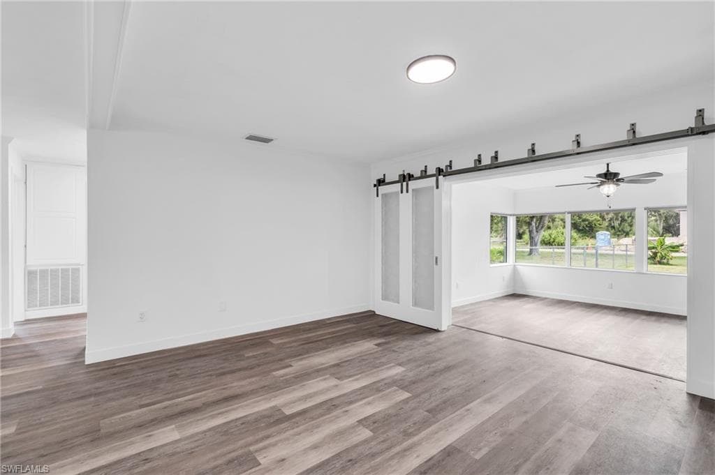 55 Aqua Ln, North Fort Myers, FL 33903-4