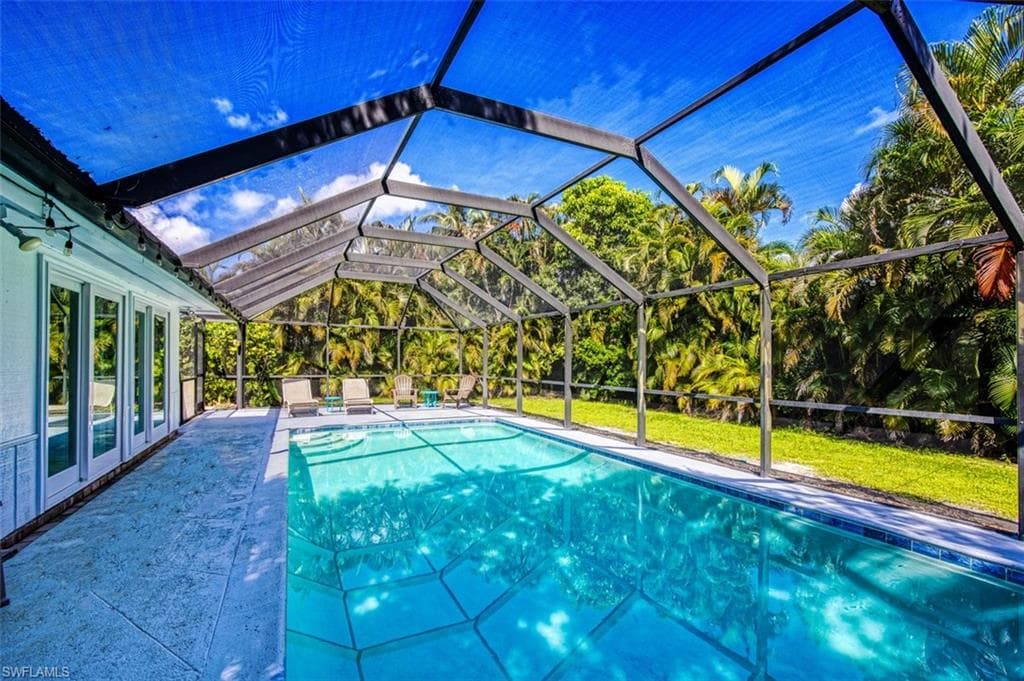 4459 Flamingo Dr, Naples, FL 34104-22