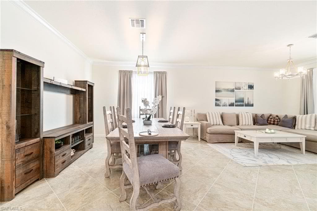 9431 Foxglove Ln, Naples, FL 34120-12