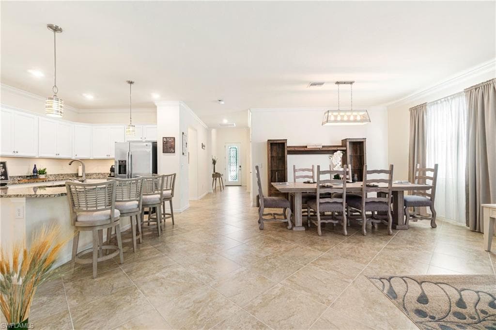 9431 Foxglove Ln, Naples, FL 34120-13