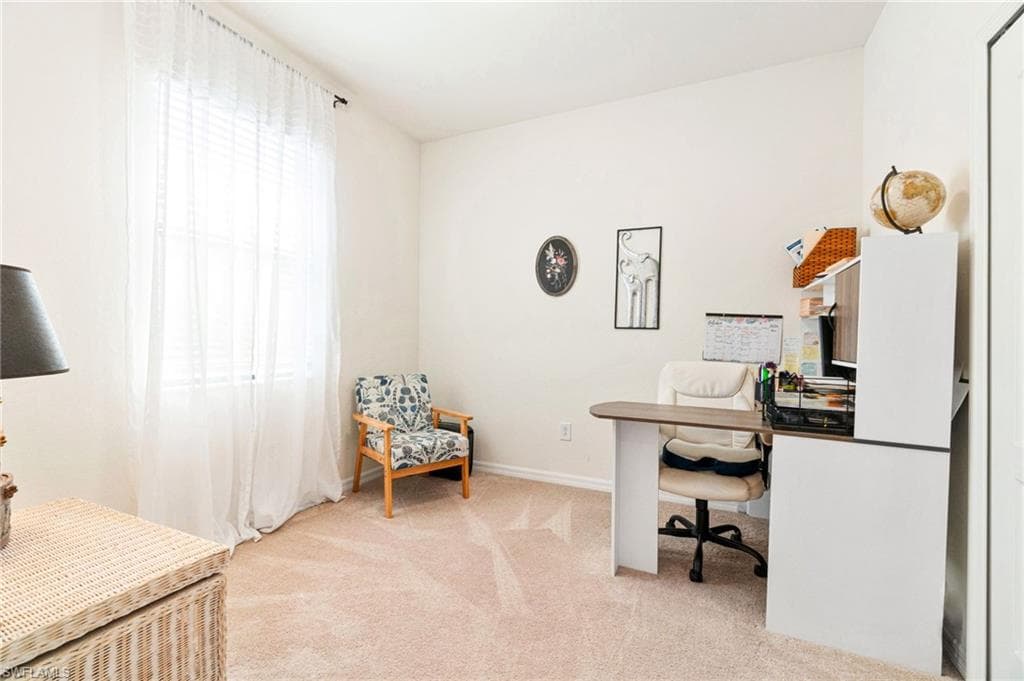 9431 Foxglove Ln, Naples, FL 34120-28