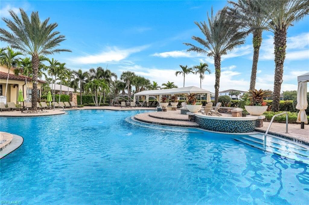 9431 Foxglove Ln, Naples, FL 34120-42