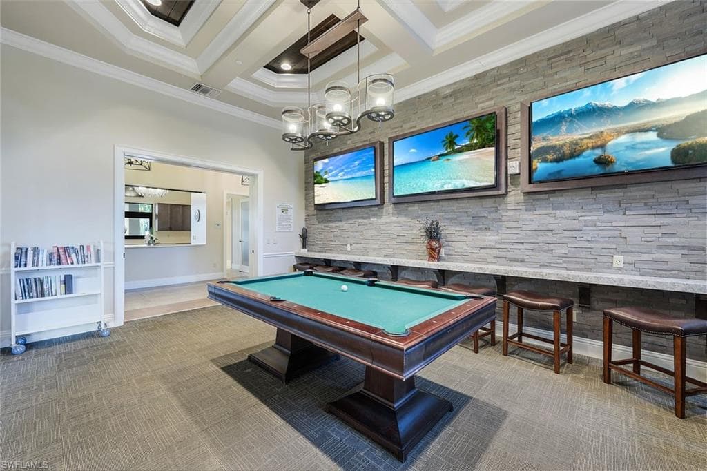 9431 Foxglove Ln, Naples, FL 34120-45