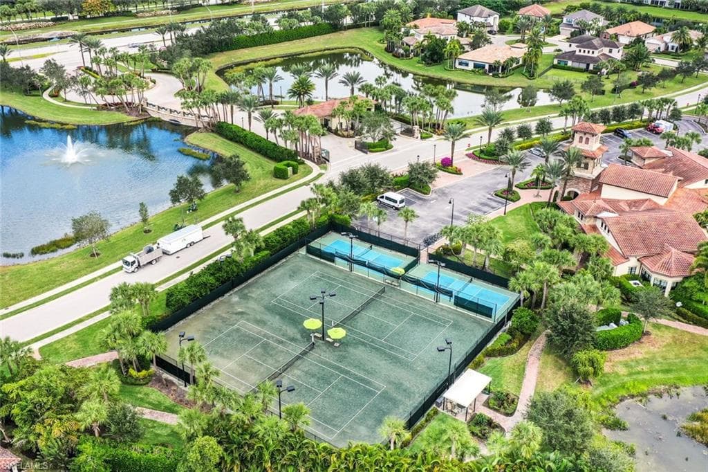 9431 Foxglove Ln, Naples, FL 34120-49